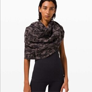 2 for $40// Lululemon Vinyasa Scarf * Rulu
